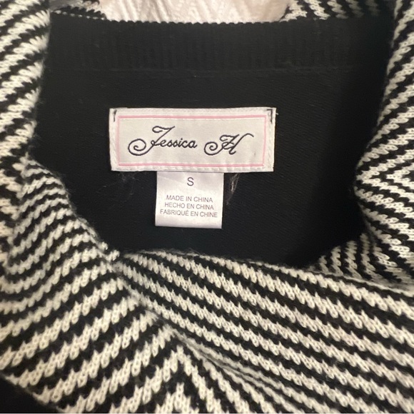 Jessica H Black and White Long Sleeve SweaterDress Small - Picture 4 of 6